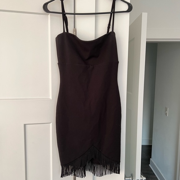 Mendez Mini Dress in Black - Picture 5 of 6